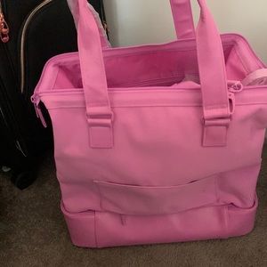 COPY - Beis Mini Weekender in Berry